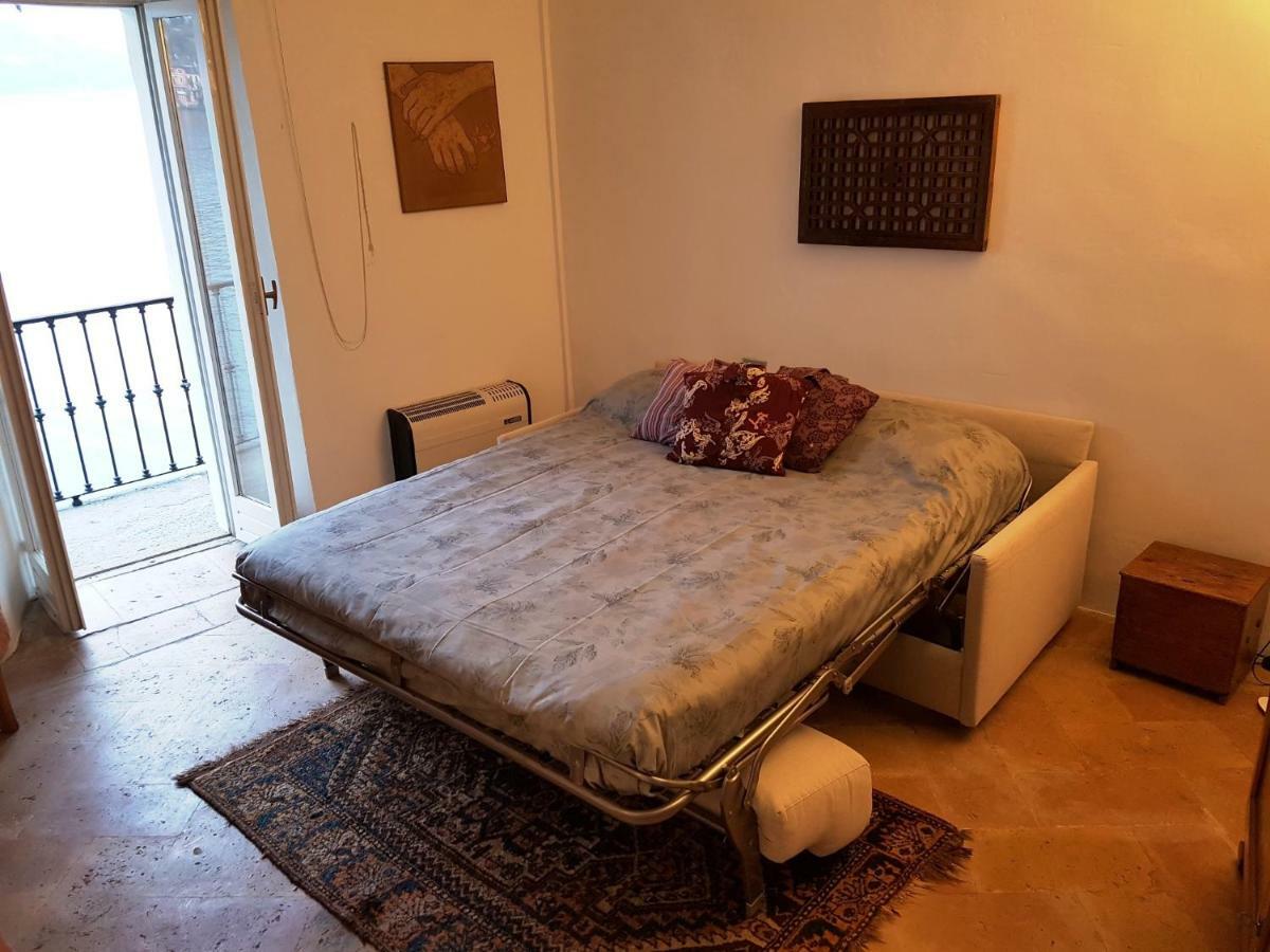 Villa Monziani, Exclusive Island Lakeside Villa 오르타산줄리오 외부 사진