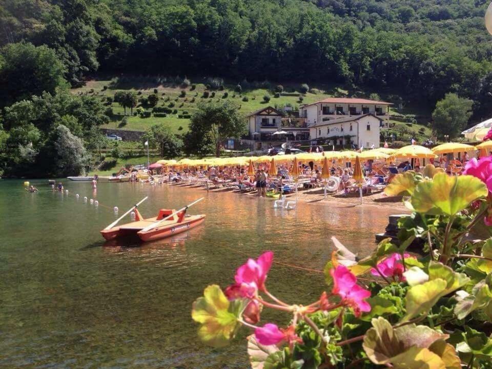 Villa Monziani, Exclusive Island Lakeside Villa 오르타산줄리오 외부 사진